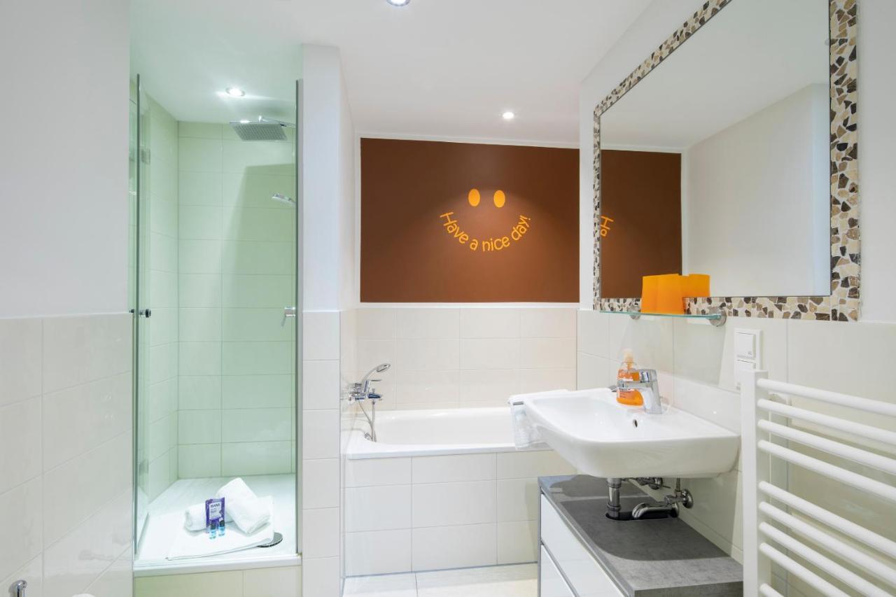 Mein Appartement Huerth Koeln Ngoại thất bức ảnh